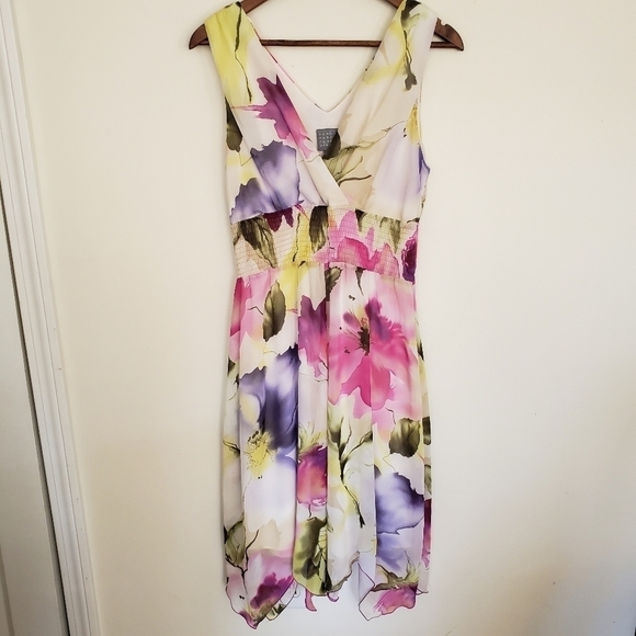 Gorgeous Floral Tank Wrap Dress Size 12 - Picture 2 of 13